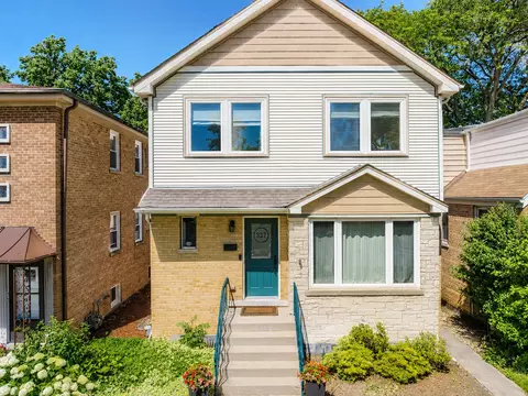 827 Lathrop Ave, Forest Park, IL 60130