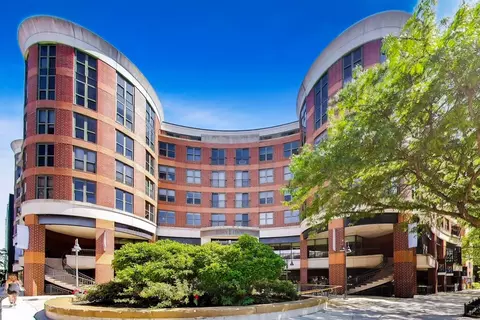 350 W Belden Ave #511, Chicago, IL 60614