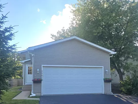 33616 N Evergreen Dr, Grayslake, IL 60030