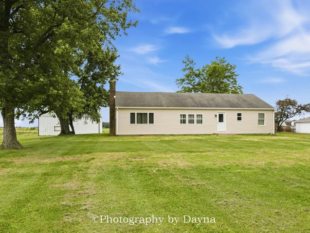 2489 E Us Highway 52 Hwy, Donovan, IL 60931