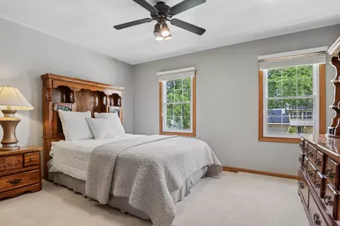 Bedroom - 604 Shenandoah Trl, Elgin, IL 60123 photo 1 of 2