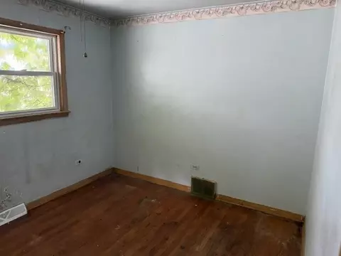 Bedroom - 658 E 87th Pl, Chicago, IL 60619 photo 1 of 4