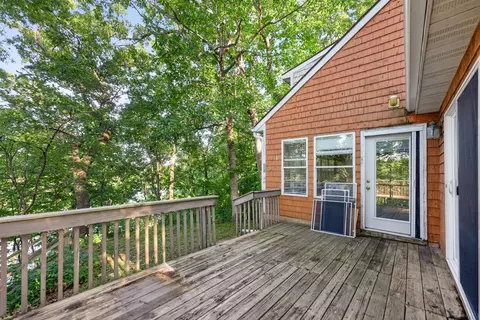 Exterior - 704 N Kaskaskia Dr, Dixon, IL 61021 photo 4 of 7