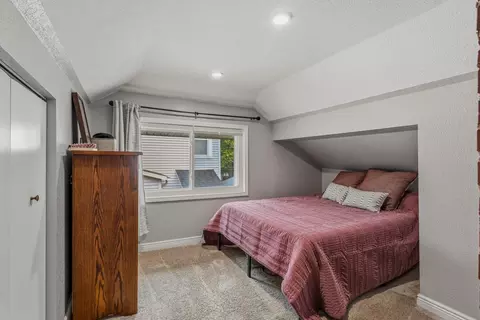 Bedroom - 210 E Logan St, Arthur, IL 61911 photo 2 of 3