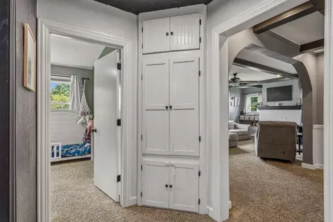 Entry Way - 210 E Logan St, Arthur, IL 61911 photo 4 of 5