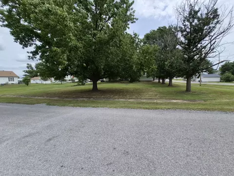 0000 S Emma St, Christopher, IL 62822