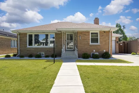 6819 N Keystone Ave, Lincolnwood, IL 60712