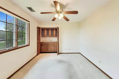 Other - 245 Windsor Ln #C, Willowbrook, IL 60527 photo 4 of 9