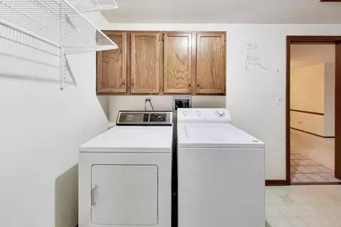 Other - 245 Windsor Ln #C, Willowbrook, IL 60527 photo 7 of 9