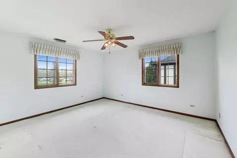 Bedroom - 245 Windsor Ln #C, Willowbrook, IL 60527 photo 5 of 6