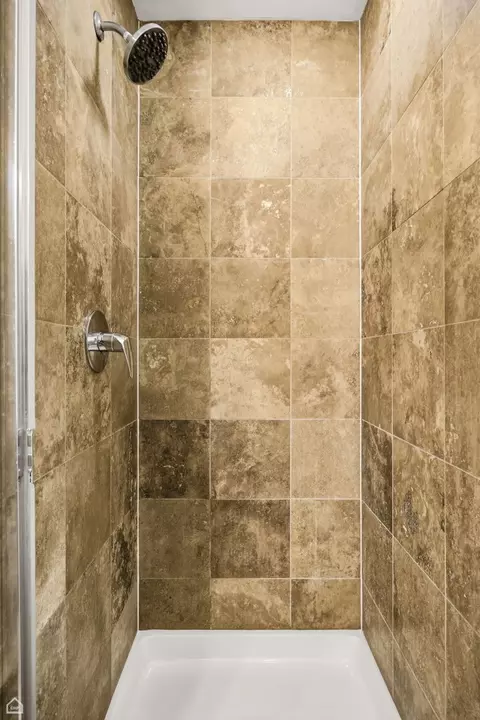 123 S Green St #704B, Chicago, IL 60607 photo 20