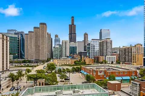 123 S Green St #704B, Chicago, IL 60607 photo 10