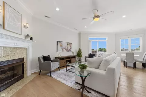 Other - 4705 S Champlain Ave #403, Chicago, IL 60615 photo 2 of 6