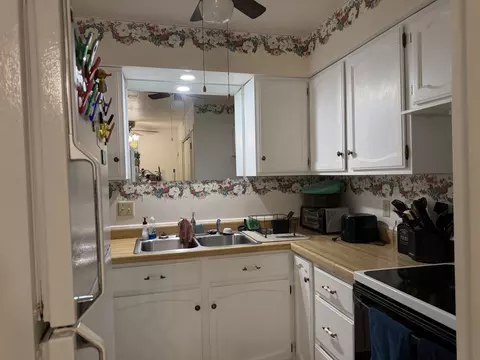 511 E High St #5, Morrison, IL 61270 photo 6