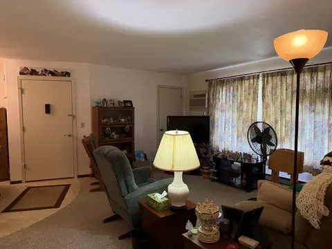 511 E High St #5, Morrison, IL 61270 photo 3
