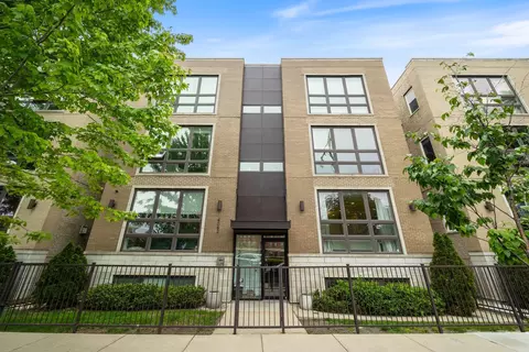 4042 N Western Ave #1N, Chicago, IL 60618