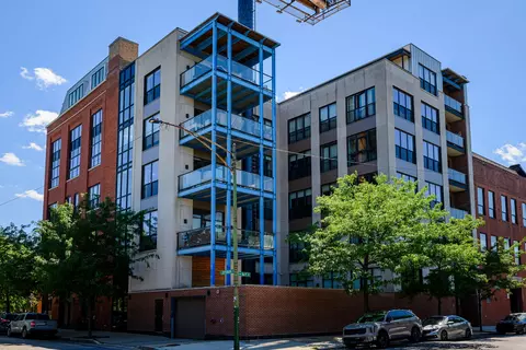 1600 S Jefferson St #304, Chicago, IL 60616