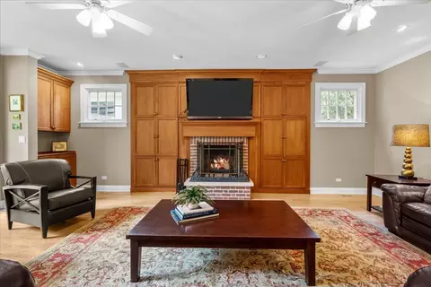 Living - 2142 Harrison St, Glenview, IL 60025 photo 2 of 3
