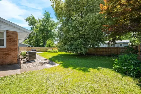 205 S Cottage Ave, Normal, IL 61761 photo 29
