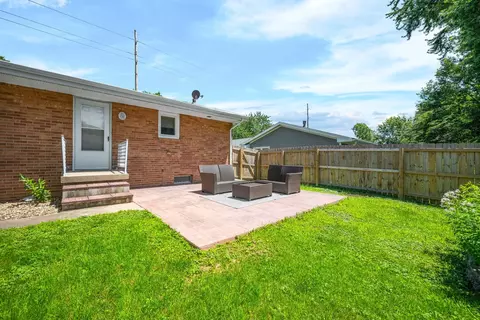 205 S Cottage Ave, Normal, IL 61761 photo 32