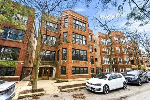 1215 E Madison Park Ave #3, Chicago, IL 60615