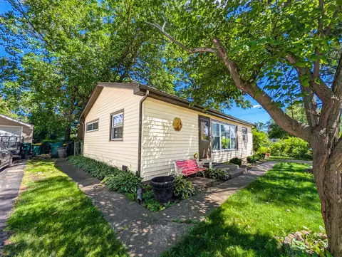 Other - 291 3rd St, Wheeling, IL 60090 photo 2 of 7