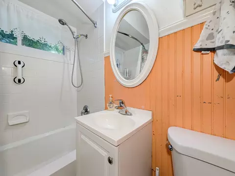 Bath - 291 3rd St, Wheeling, IL 60090 photo 3 of 3