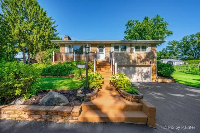 3911 Eastway Dr, Island Lake, IL 60042