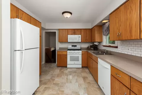 Kitchen - 0 N273 Peter Rd, Winfield, IL 60190 photo 2 of 2