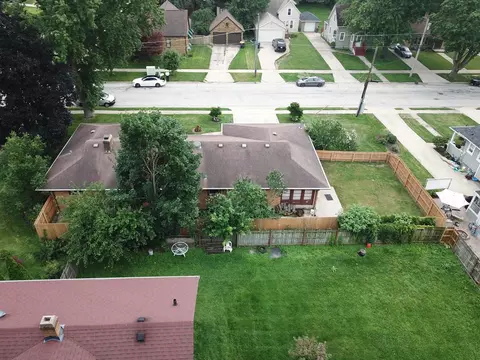 852 Carr St, Elgin, IL 60123 photo 29