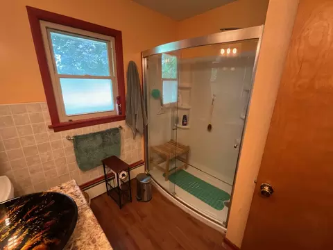 852 Carr St, Elgin, IL 60123 photo 14