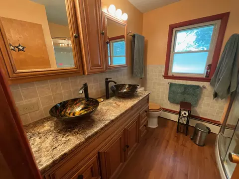 852 Carr St, Elgin, IL 60123 photo 13