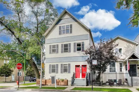 3000 N Hoyne Ave #2, Chicago, IL 60618