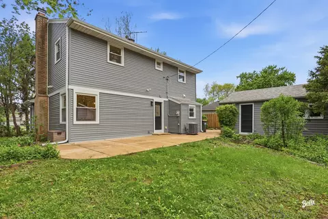 Exterior - 2002 Hawk Ct, Rolling Meadows, IL 60008 photo 3 of 5