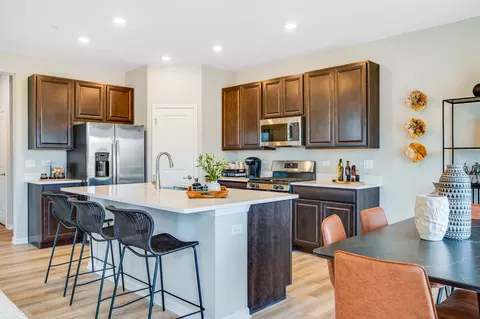 Kitchen - 2642 Matoon Dr, New Lenox, IL 60451 photo 2 of 2