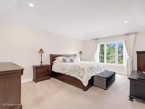 Bedroom - 148 Hawkins Cir, Wheaton, IL 60189 photo 1 of 4