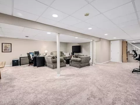 Other - 148 Hawkins Cir, Wheaton, IL 60189 photo 6 of 7