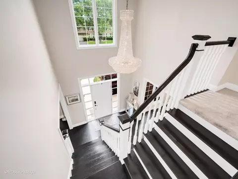 Entry Way - 148 Hawkins Cir, Wheaton, IL 60189 photo 3 of 3