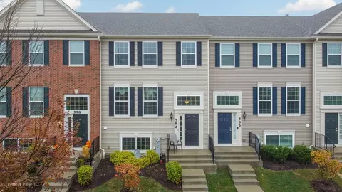 582 Cannonball Dr #582, Grayslake, IL 60030
