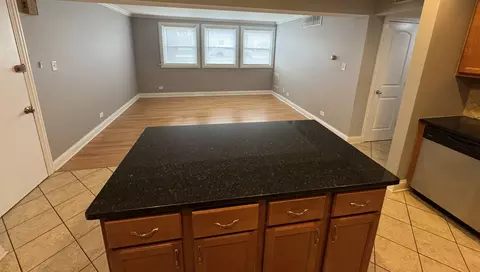 1288 Perry St #02, Des Plaines, IL 60016 photo 3