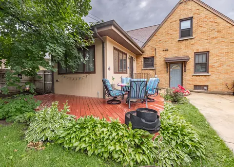 725 Augusta Ave, Elgin, IL 60120 photo 35