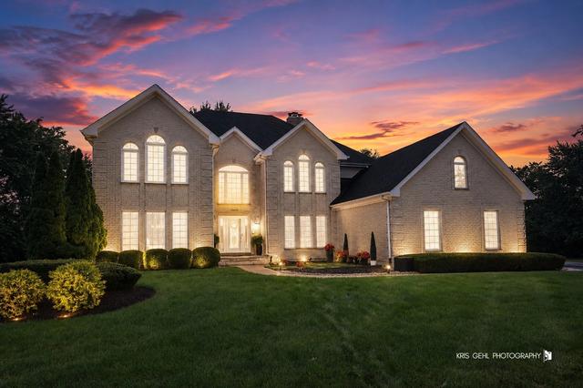23475 W Newhaven Dr, Hawthorn Woods, IL 60047