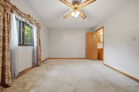 Bedroom - 2087 Blackhawk Ln, Dixon, IL 61021 photo 4 of 6