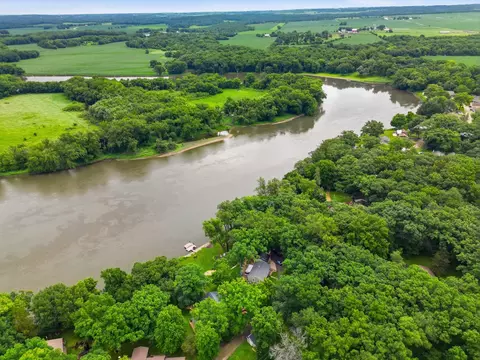 View/Area - 2087 Blackhawk Ln, Dixon, IL 61021 photo 2 of 2