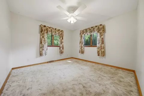 Bedroom - 2087 Blackhawk Ln, Dixon, IL 61021 photo 1 of 6