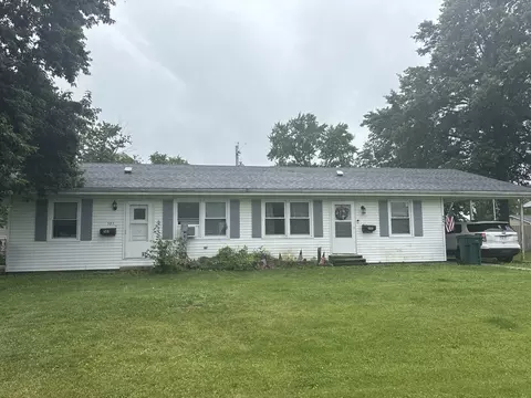 503 505 Timothy Dr, Villa Grove, IL 61956
