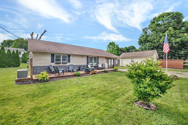 172 S Cash St, Seneca, IL 61360