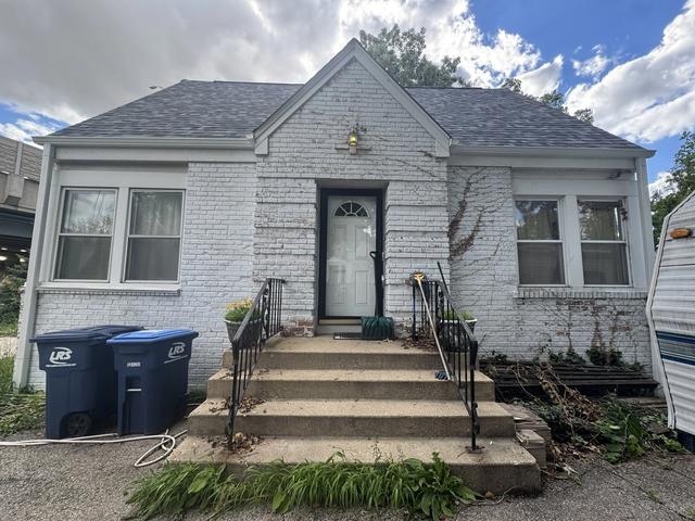 Undisclosed, Des Plaines, IL 60018