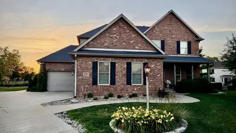 4015 W Crimson Rd, Dunlap, IL 61525