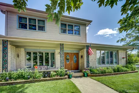 15155 Ridgeway Ave, Midlothian, IL 60445